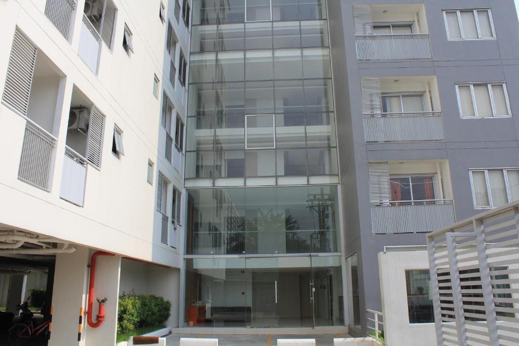 Utd Apartments Sukhumvit Ban Khlong Nang Li 外观 照片