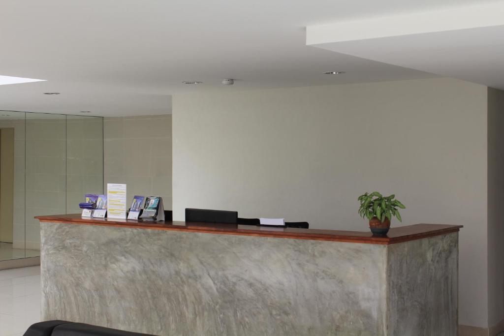 Utd Apartments Sukhumvit Ban Khlong Nang Li 外观 照片