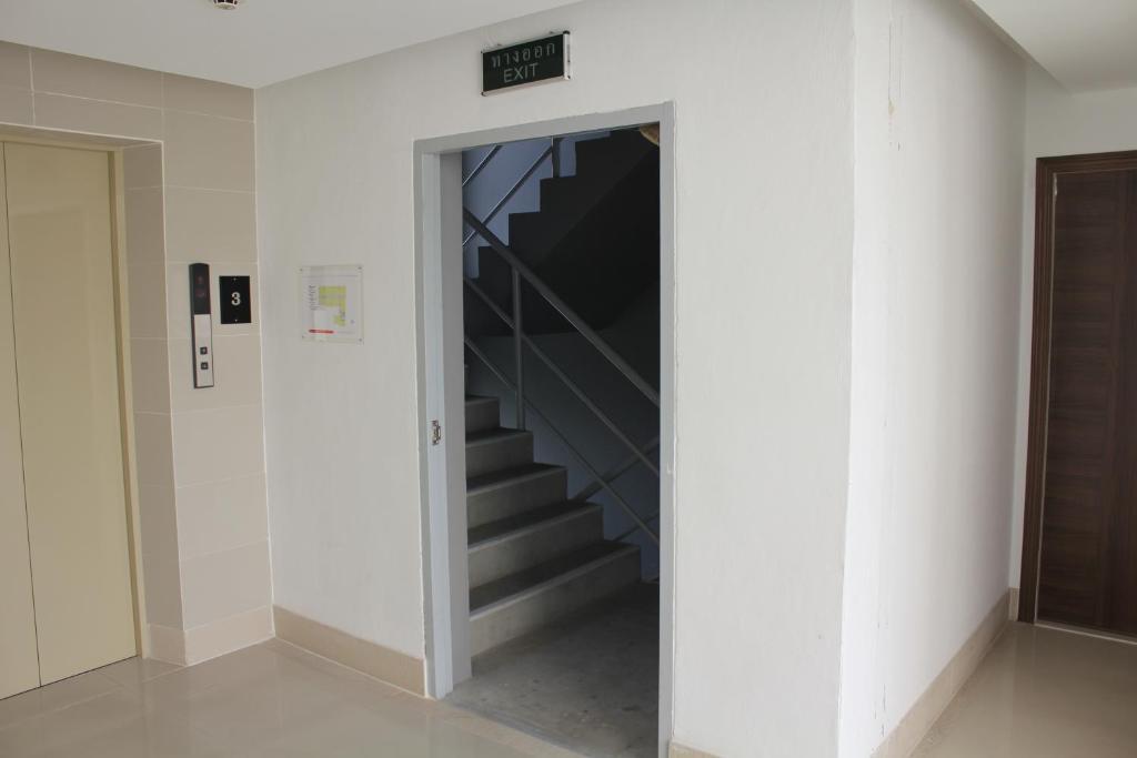 Utd Apartments Sukhumvit Ban Khlong Nang Li 外观 照片