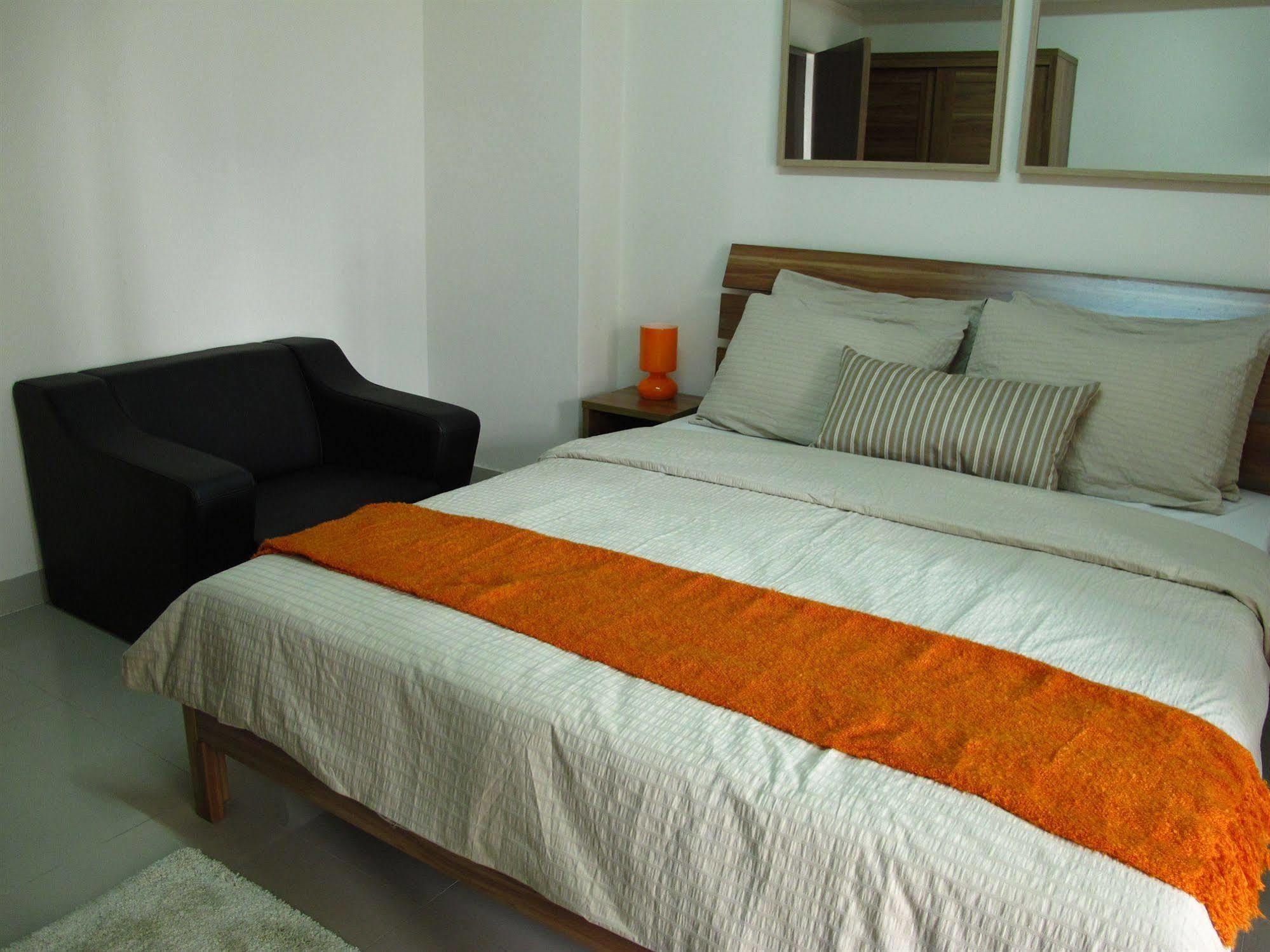Utd Apartments Sukhumvit Ban Khlong Nang Li 外观 照片